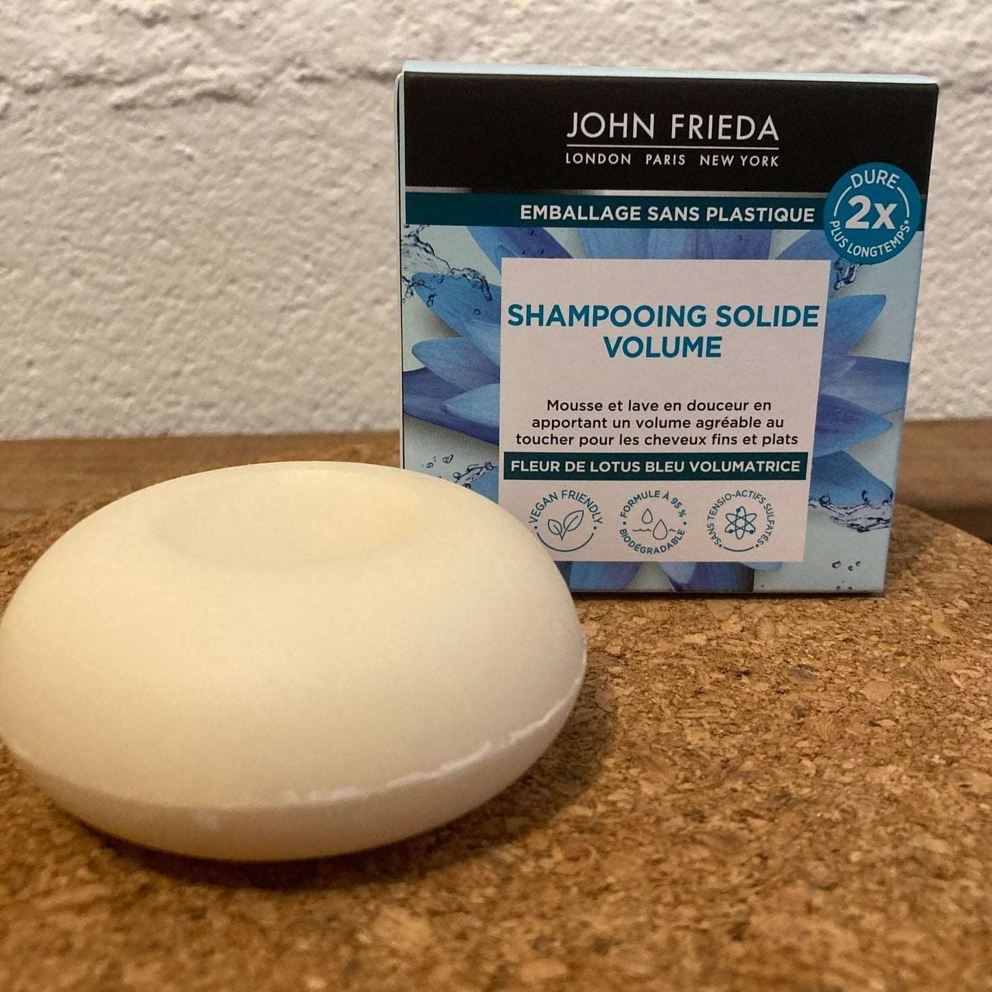 Shampoing solide volume à la fleur de lotus bleu - 75 g